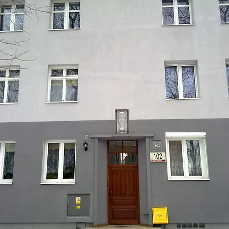Kosciuszki 102 *